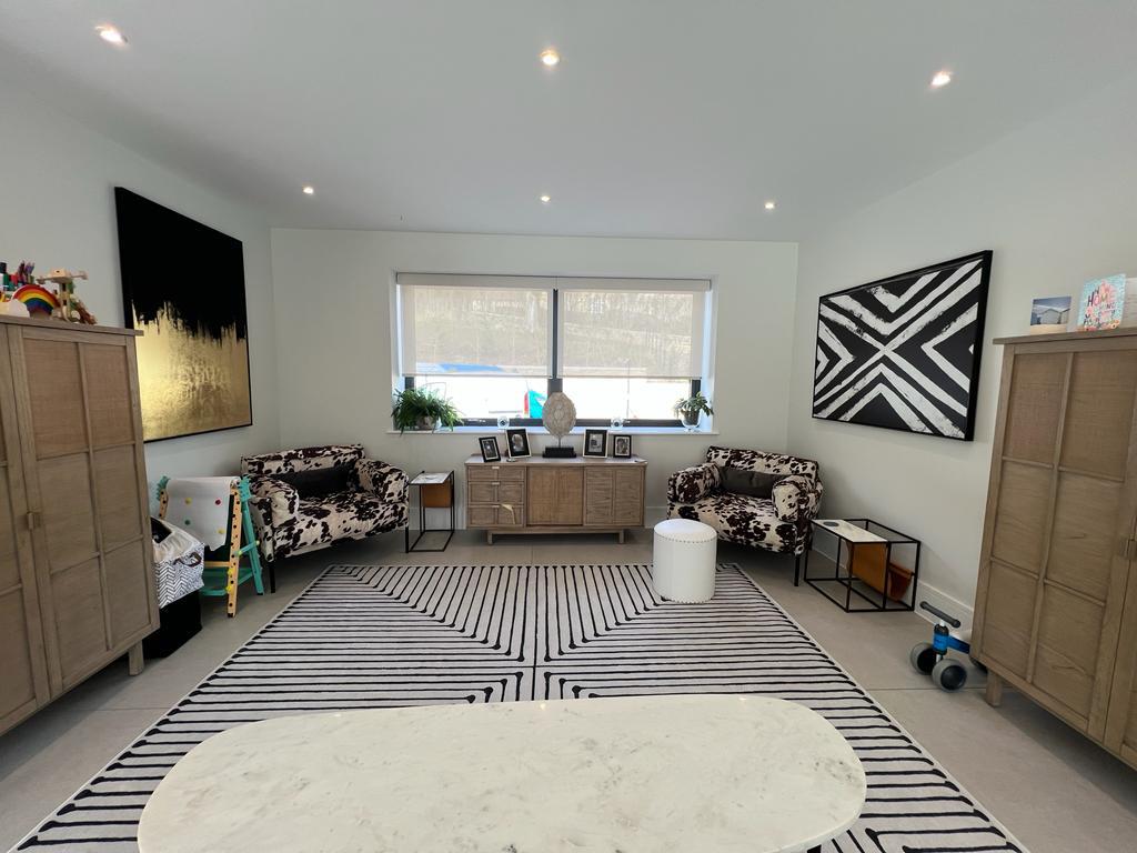 Window Blinds in Living Room
