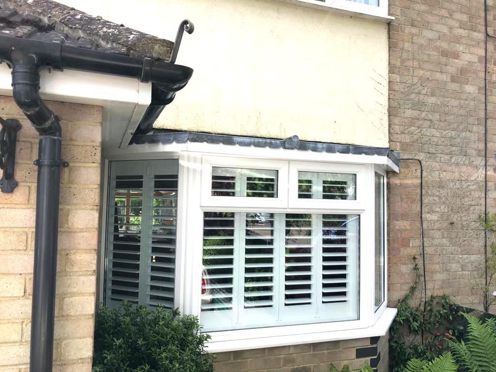 Splay bay window in Greatworth near Banbury in Cuba with silent split tilt (2)