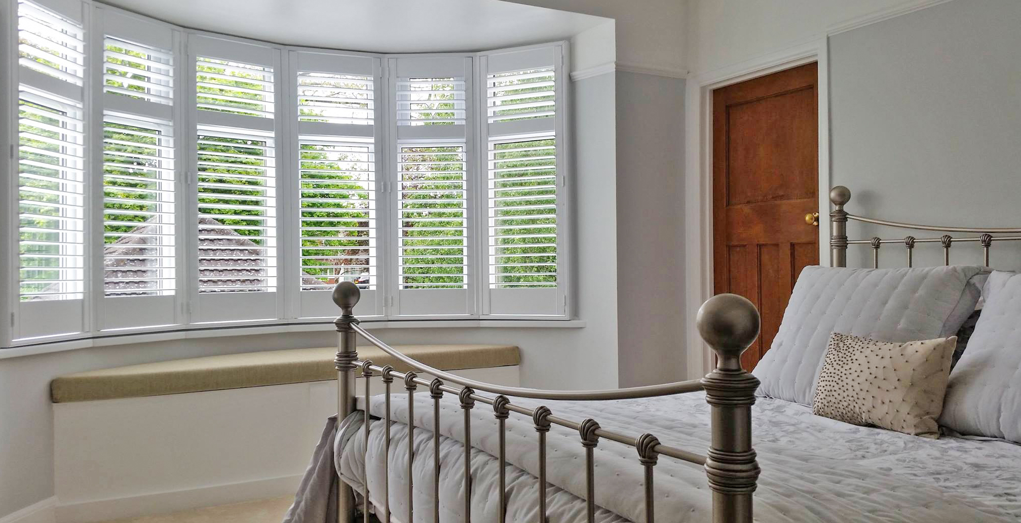 A Guide to Blinds for Bay Windows: Choosing the Best Bay Window Treatments  - Custom Fitted Blinds