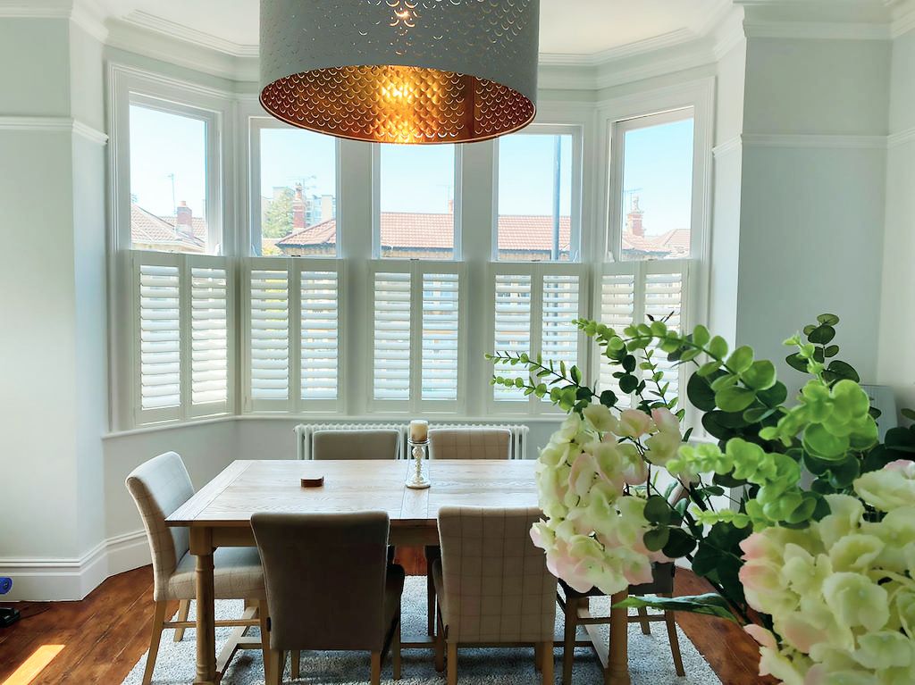 control light with shutters for bays