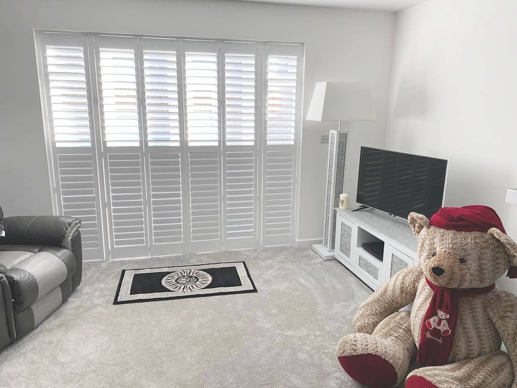bi-fold room divider