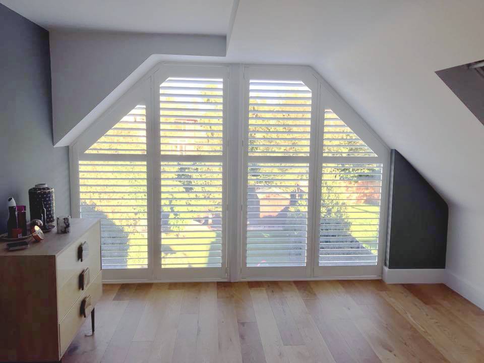fill a triangular window