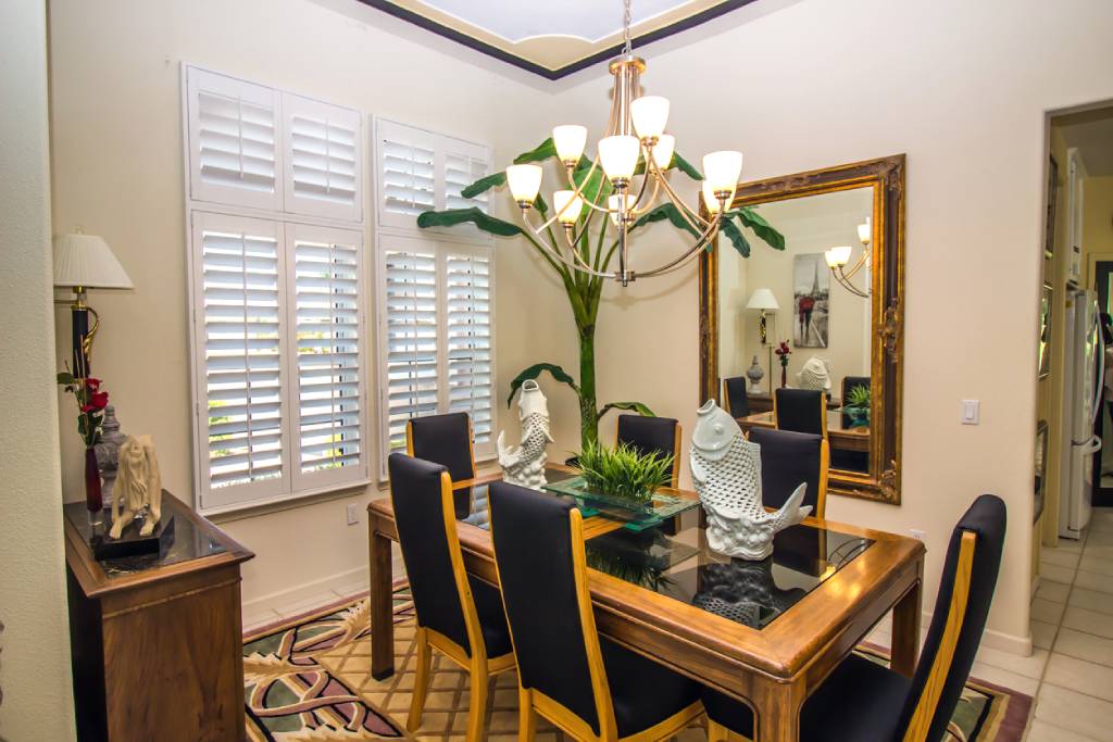 window shutter blinds in modern dinning room