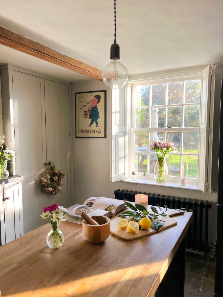 Soild Panel White Kitchen Shutters